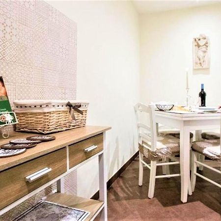 Charming Suite Cavour Heart Of Florence Buitenkant foto