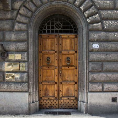 Charming Suite Cavour Heart Of Florence Buitenkant foto