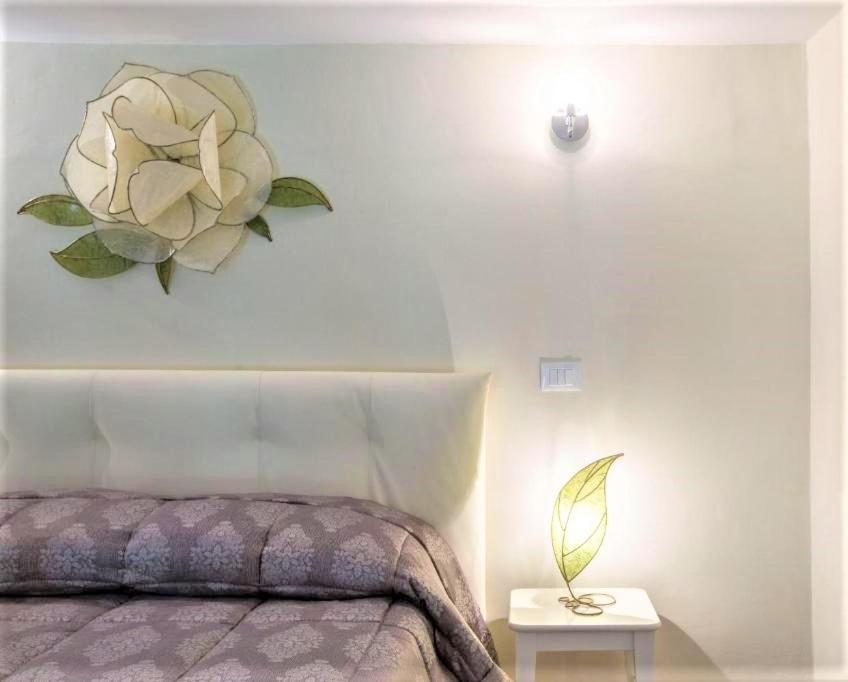 Charming Suite Cavour Heart Of Florence Buitenkant foto