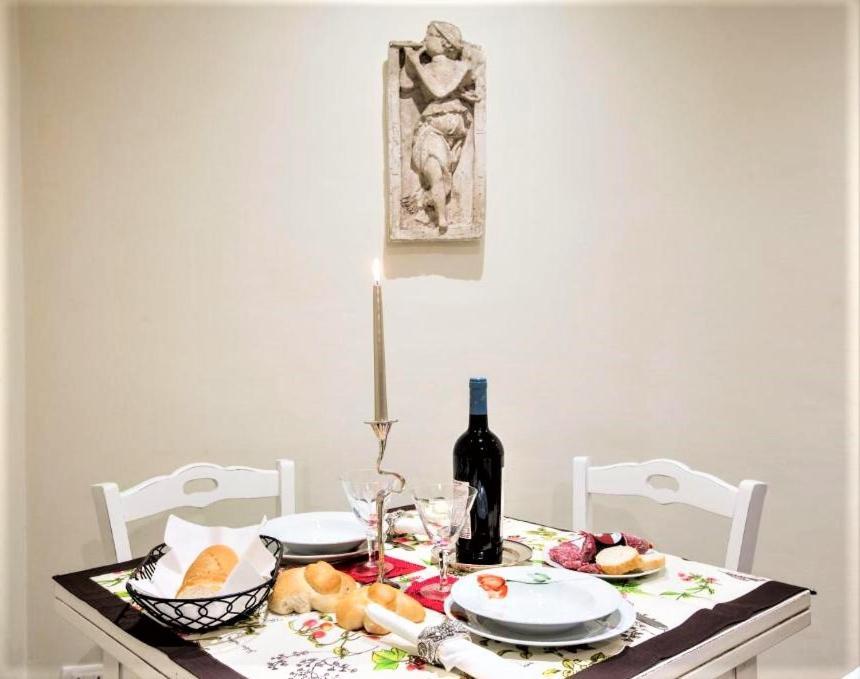 Charming Suite Cavour Heart Of Florence Buitenkant foto