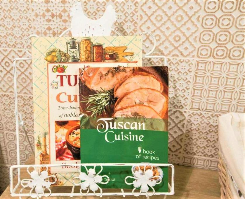 Charming Suite Cavour Heart Of Florence Buitenkant foto