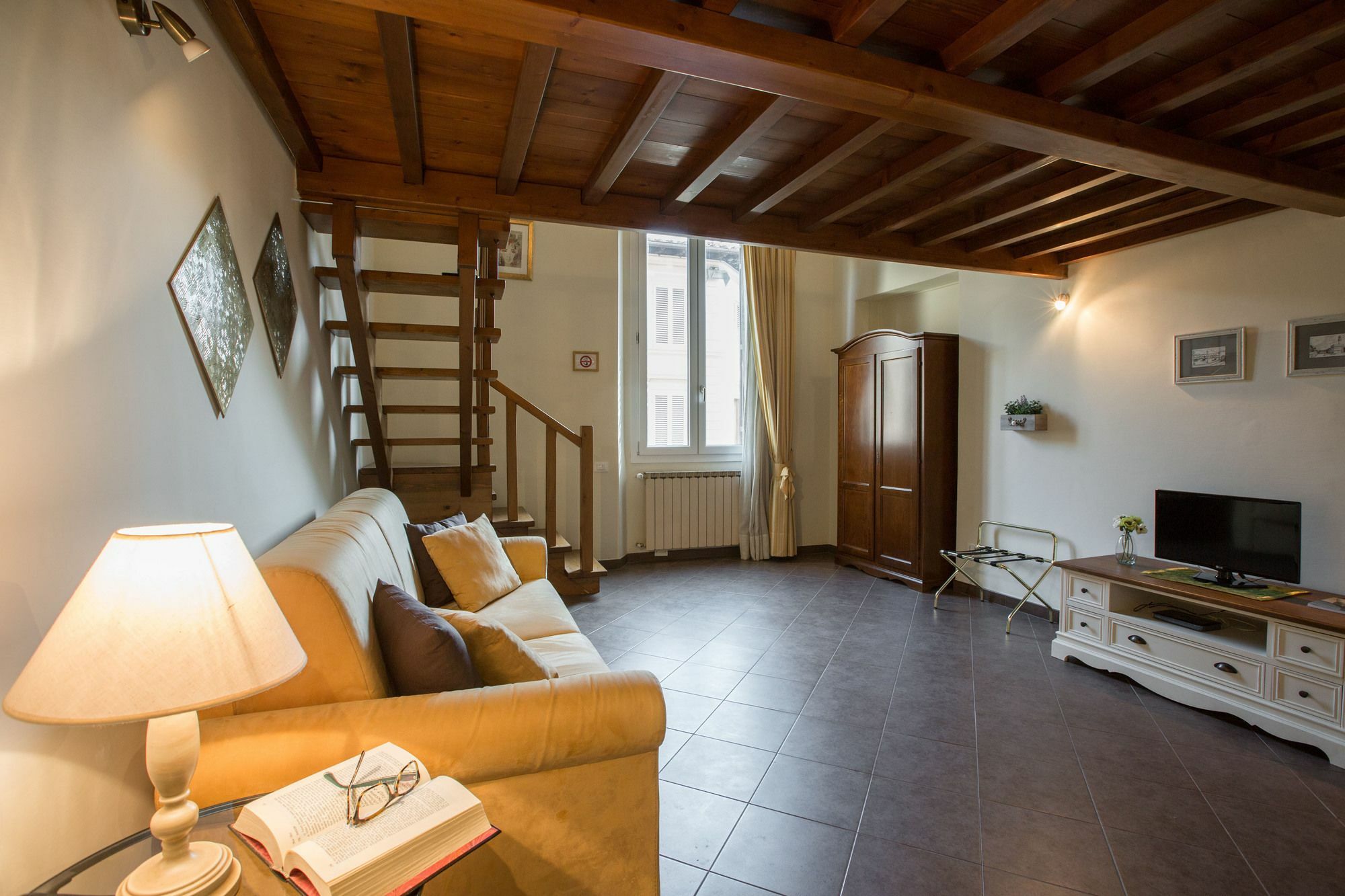 Charming Suite Cavour Heart Of Florence Buitenkant foto