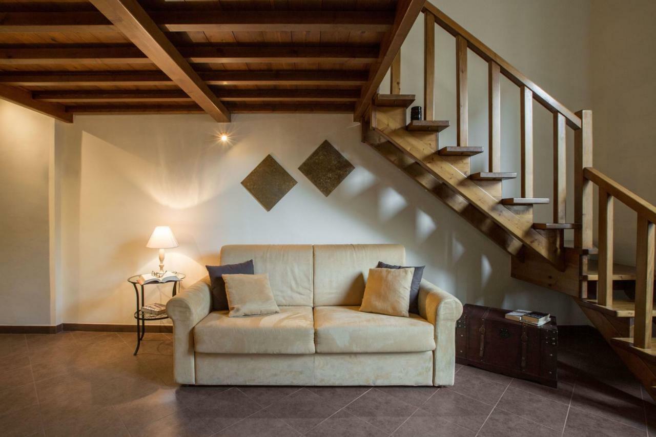 Charming Suite Cavour Heart Of Florence Buitenkant foto