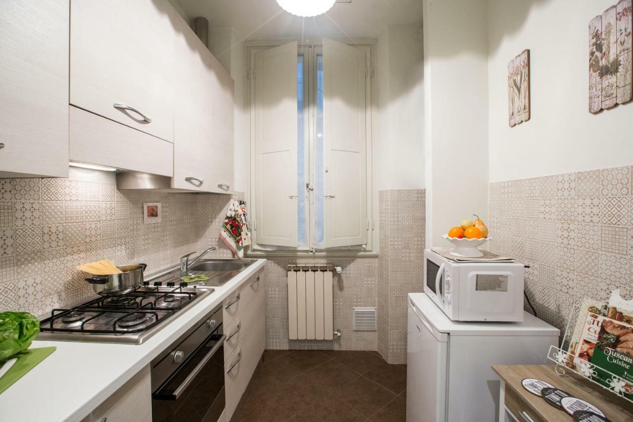 Charming Suite Cavour Heart Of Florence Buitenkant foto