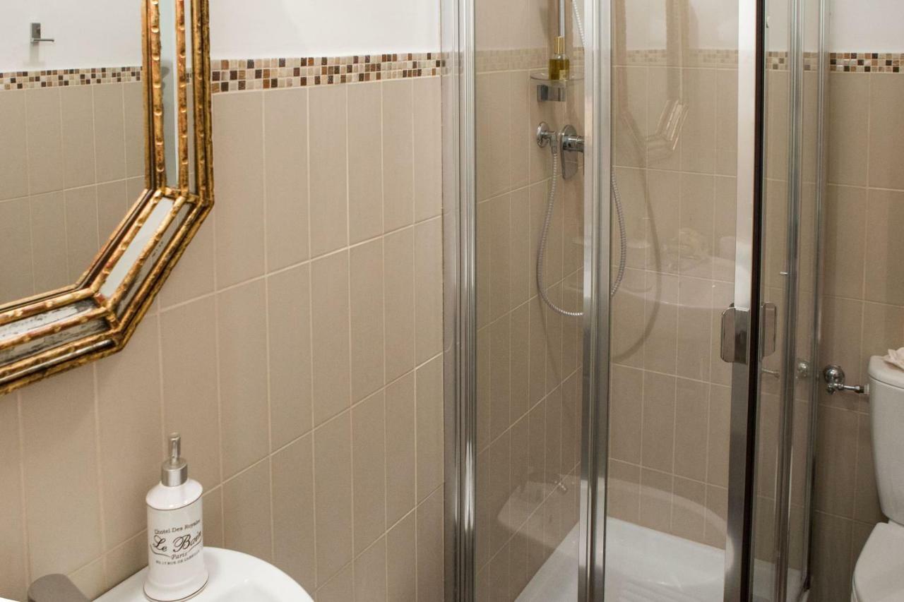 Charming Suite Cavour Heart Of Florence Buitenkant foto